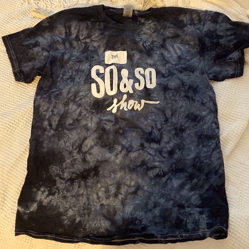 Gildan Merch Tee